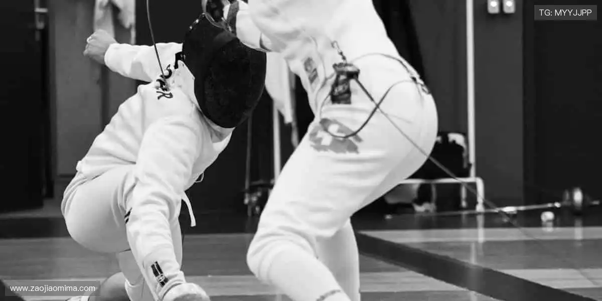 💻全球赛事，同步开启！AI 解说 + 弹幕互动，让观赛更嗨🎉